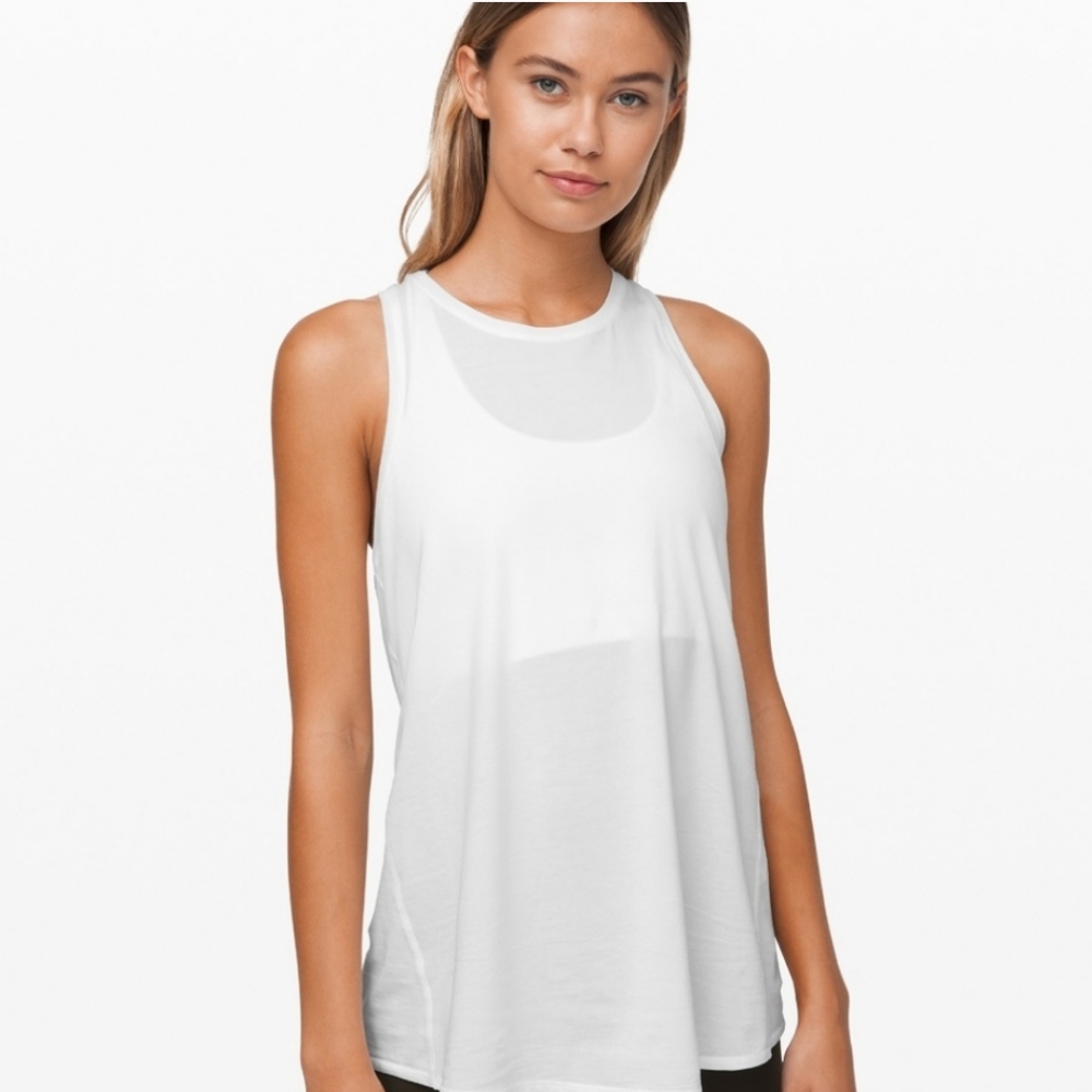 Lululemon Athletica white tank w mesh T back panel